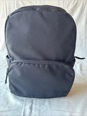 lululemon athletica Men’s Black Everyday Backpack